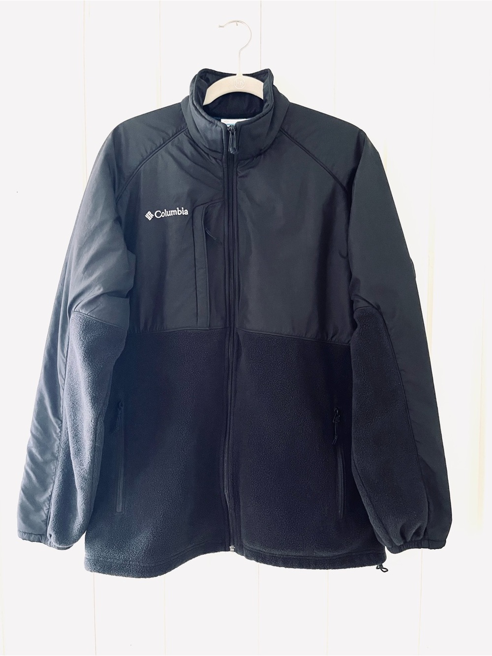 Columbia Black Full-Zip Puffer-Fleece Jacket, Sz L (P2P 24”)